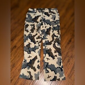 KUIU Tiburon Pants Vias Camo Men’s Size 38 – Lightweight Breathable Hunting